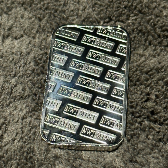 Northwest Territorial Mint 1oz Silver Bar - Picture 3 of 4